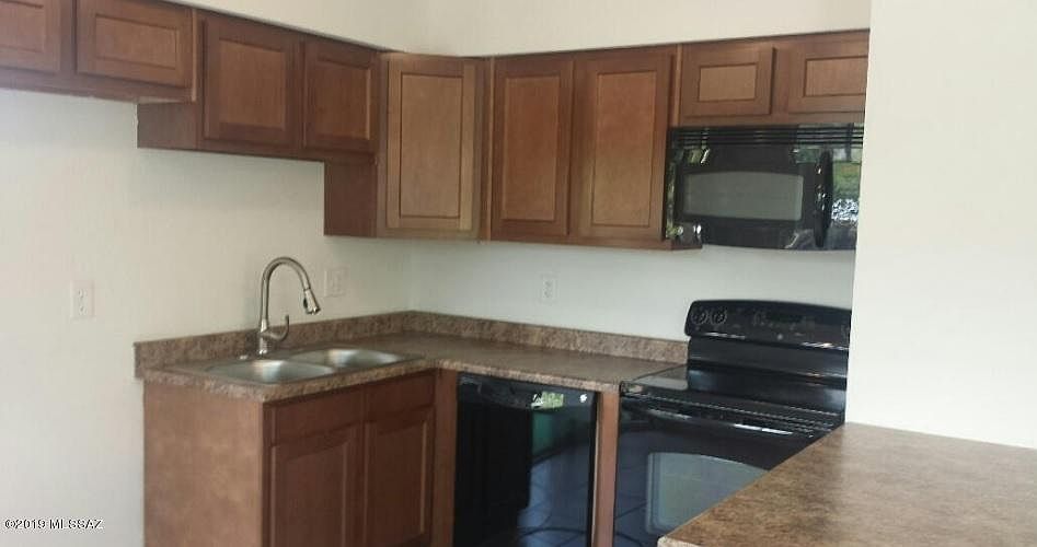 1st image of 3646 E Blacklidge Dr Unit 13