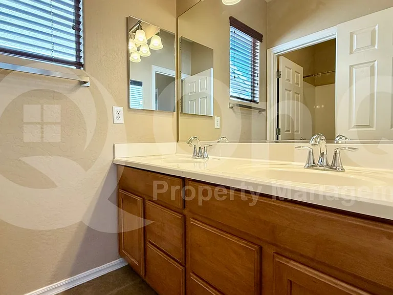 19067 E Pelican Dr — Photo 19