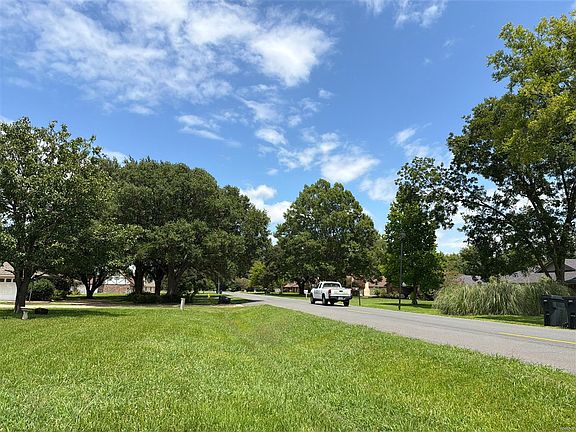 4th image of 5511 Hickory Ridge Dr