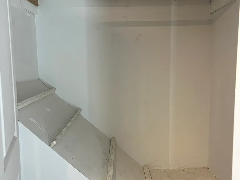 110 Front St — Photo 20
