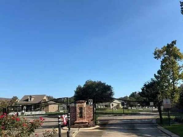 10260 Acadiana Way, Greenwell Springs, LA 70739