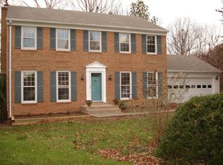 5513 Landmark Pl, Fairfax, VA 22032