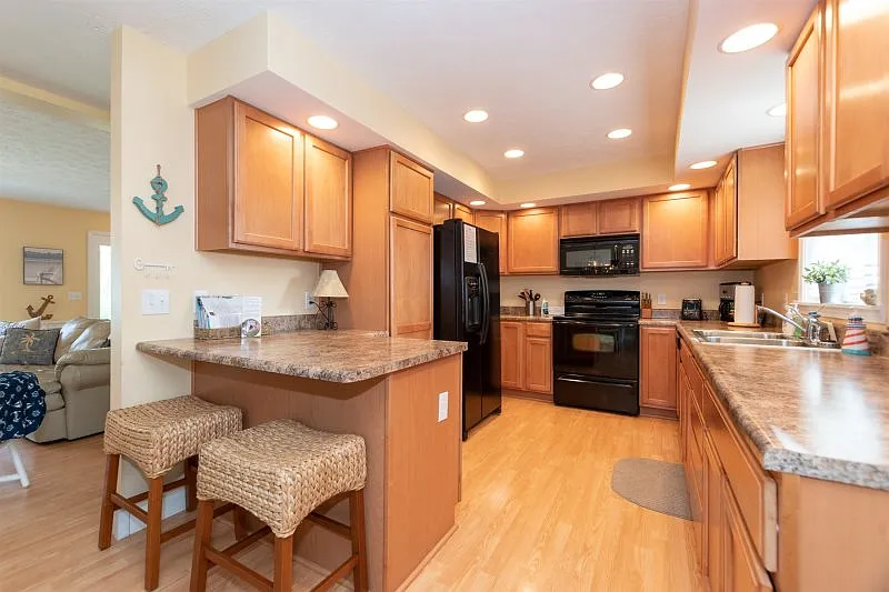 3 bed, 1568 sqft, $1,900 — Photo 3