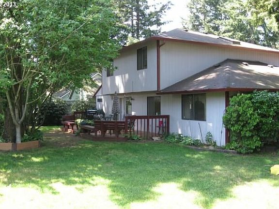 4th image of 14605 NE 49th Cir
