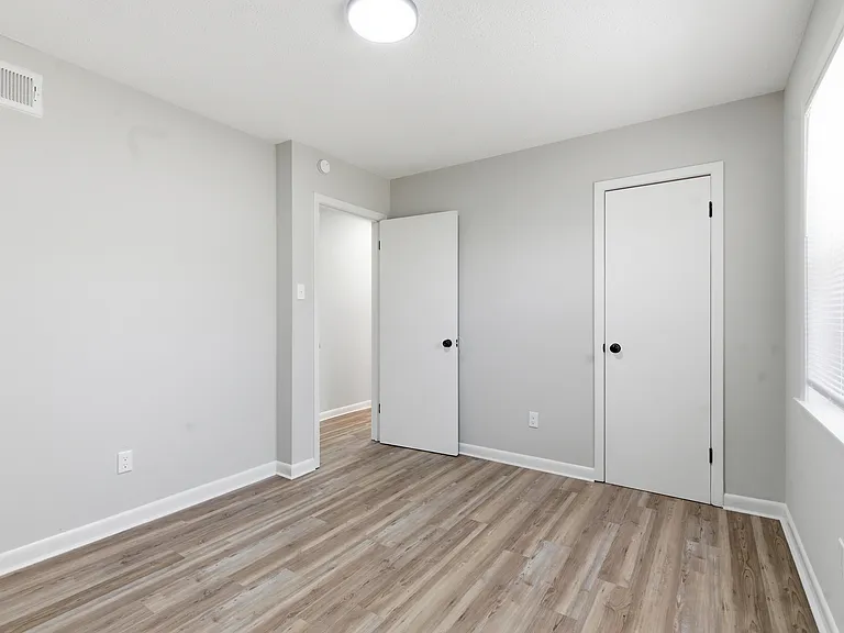 3206 Melbourne St — Photo 9