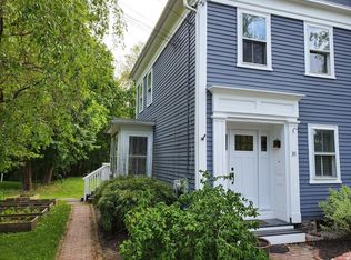 35 High St #1, Topsfield, MA 01983