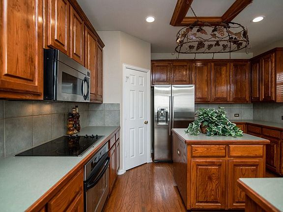 5th image of 4314 Mulligan Ave