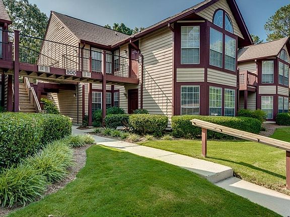 2nd image of 804 Dunes Way
