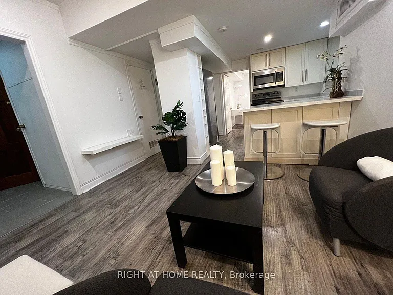 24 Jondan Cres — Photo 10