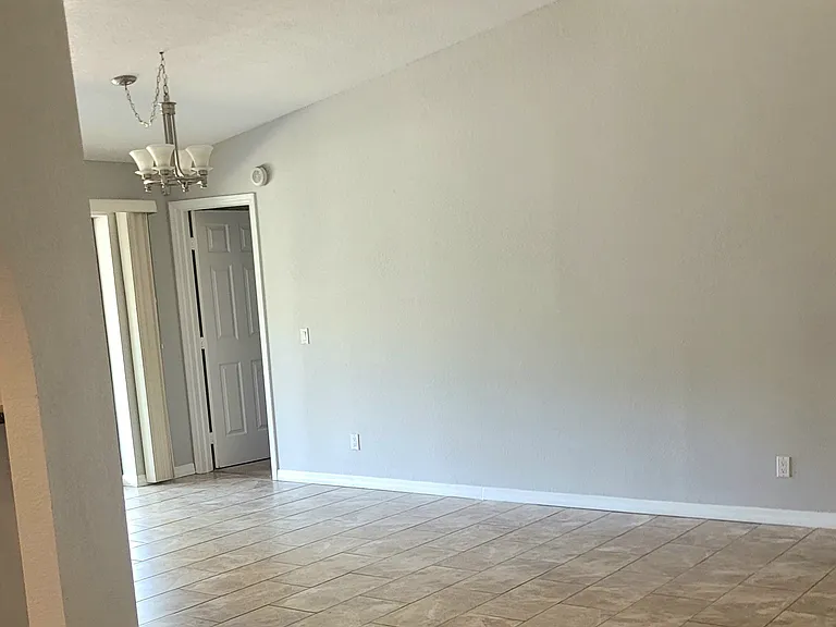 1525 Alton Rd — Photo 10