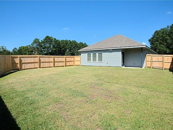 3rd image of 8561 Clarke Rd