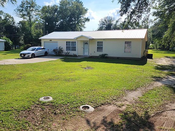 3rd image of 5211 Marcus Dr