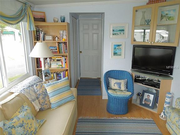 2nd image of 73 Crown Point Dr