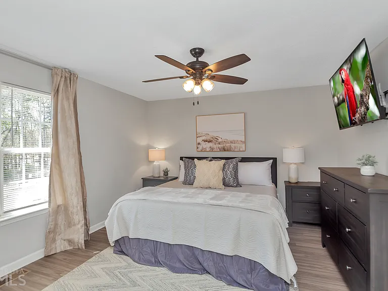 7267 Crestside Dr — Photo 17