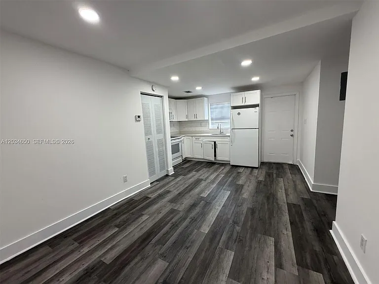 2025 NW 72nd St #2 — Photo 1