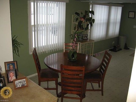 2nd image of 386 Melony Ln