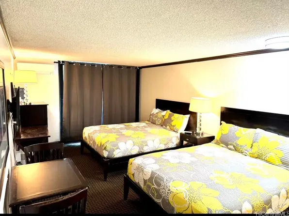 2425 Kuhio Ave #206, Honolulu, HI 96815