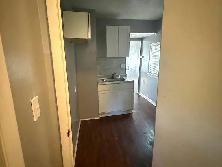 567 E 128th St #2 — Photo 5