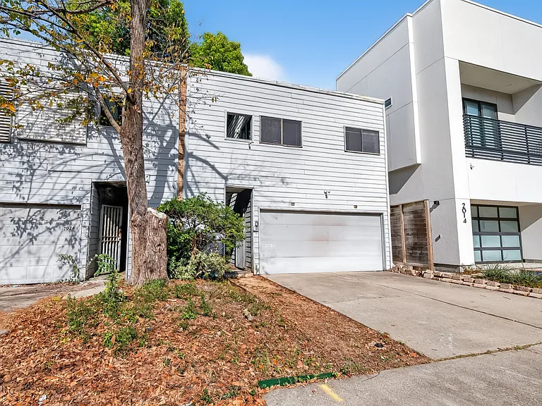 Colquitt St — Photo 30
