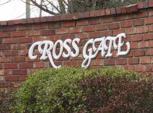 93 Cross Gate Dr, Marietta, GA 30068