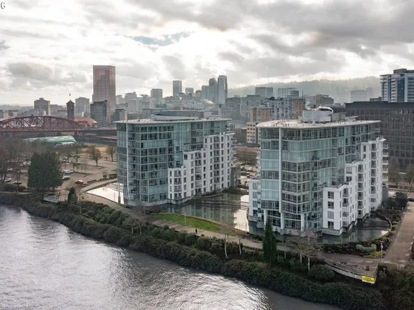 1310 NW Naito Pkwy Unit 1002A, Portland, OR 97209