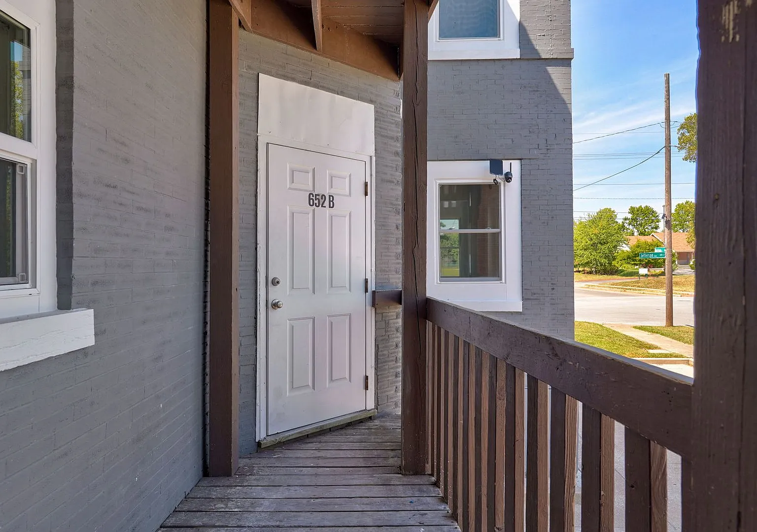Utilities Included! Spacious 2-Bedroom, 1-Bathroom Home Available Now!! — Photo 3