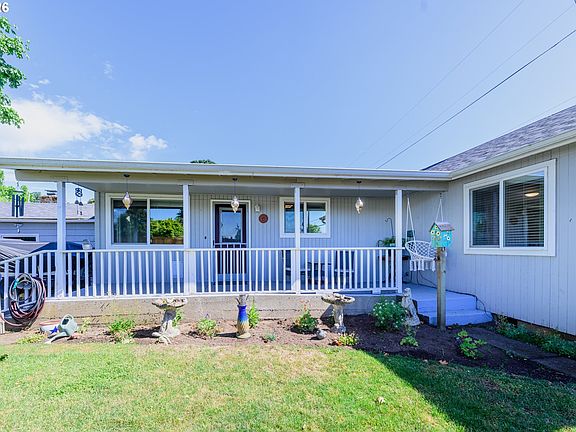 3rd image of 1144 Juniper St