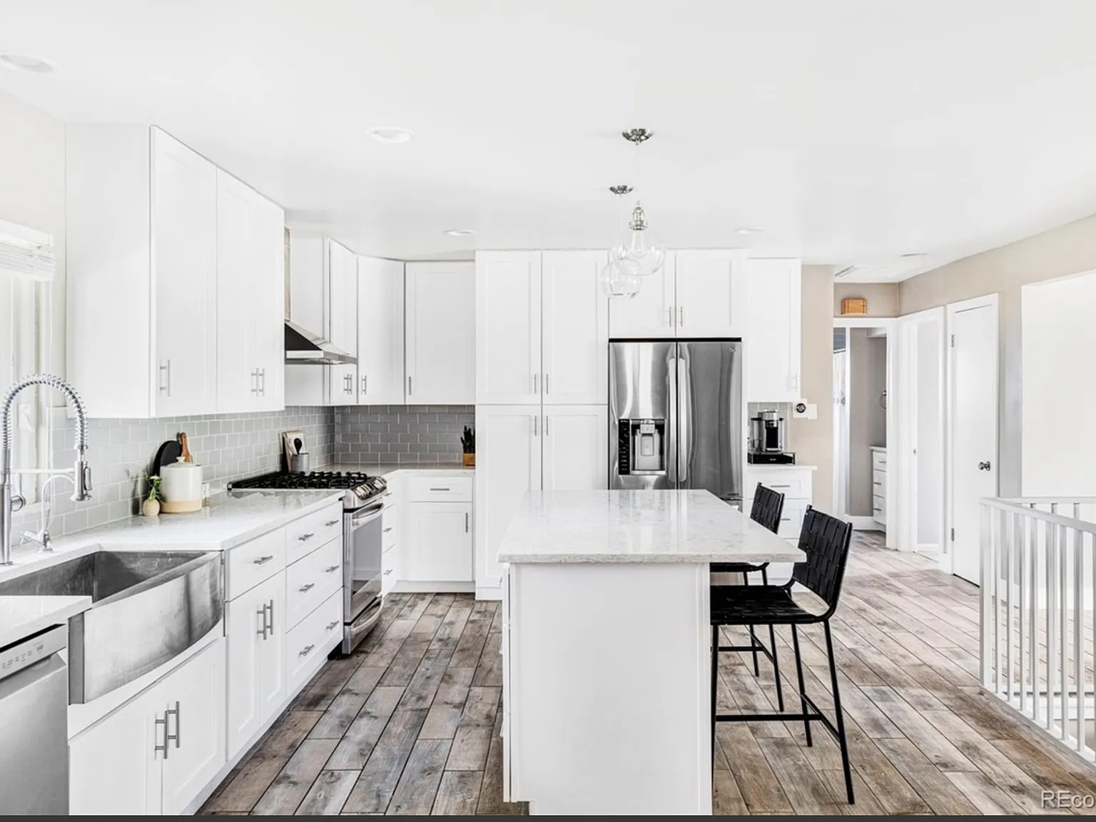 3 bed, 2380 sqft, $3,500 — Photo 4