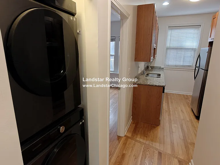 3741 W Argyle St #3 — Photo 3