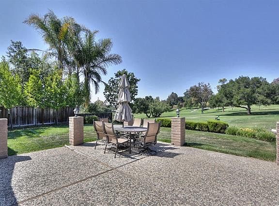 3rd image of 1305 Echo Valley Dr