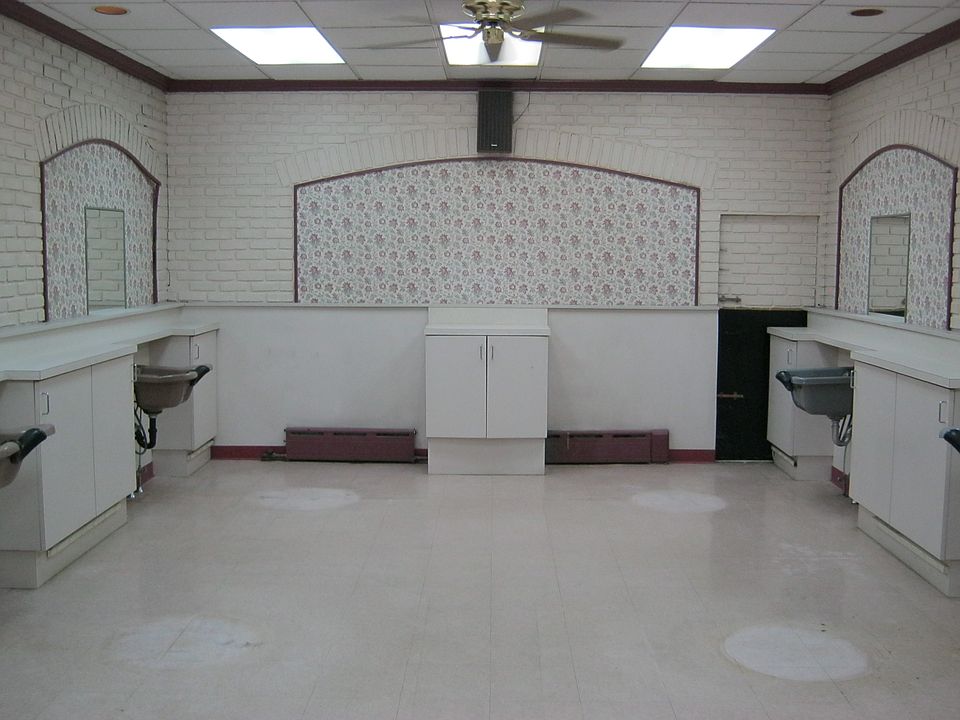 2nd image of 4137 Brownsville Rd