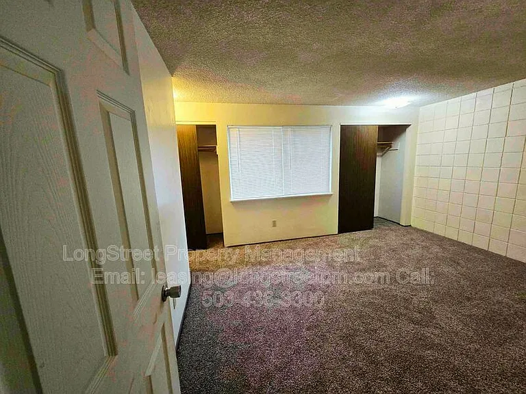 2135 NW Highland Dr #1 — Photo 15