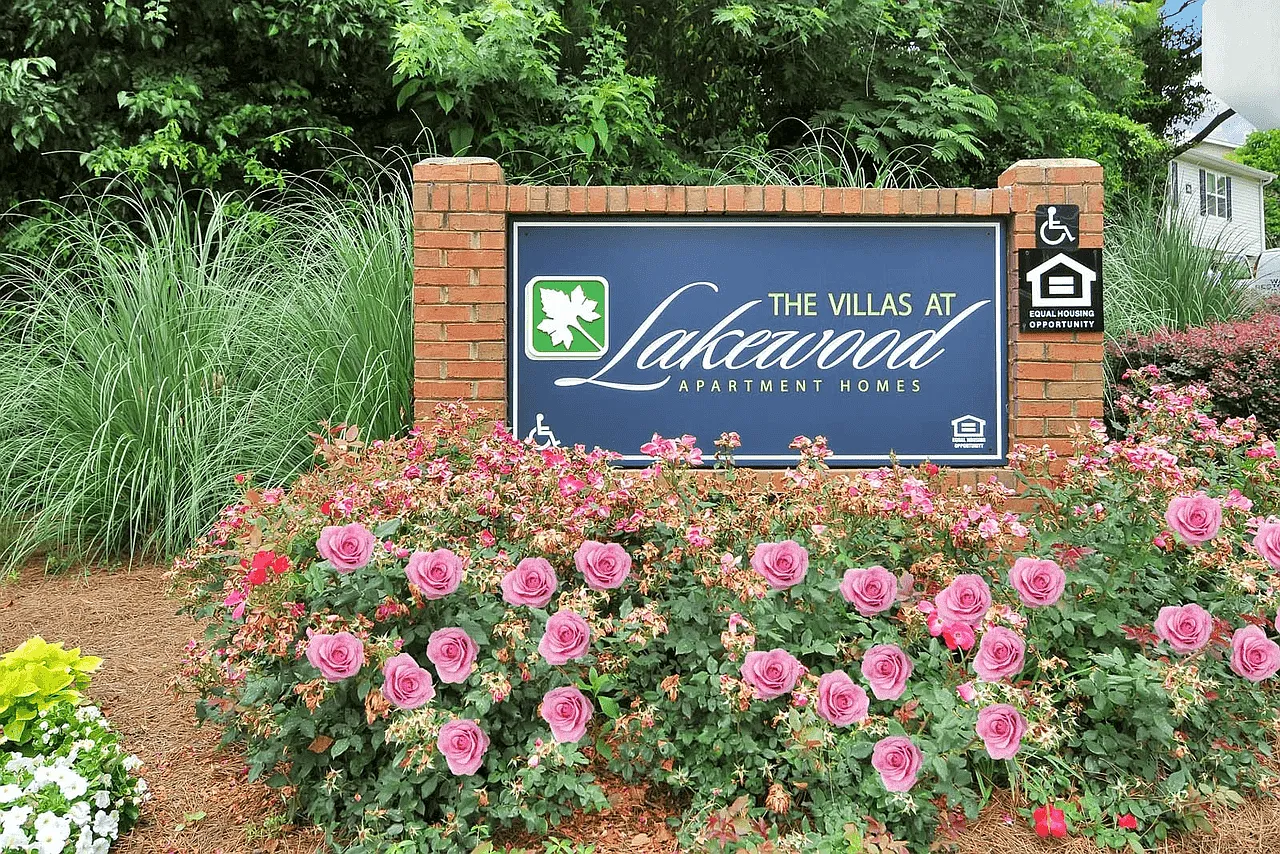 Villas at Lakewood Apartment Homes — Photo 1