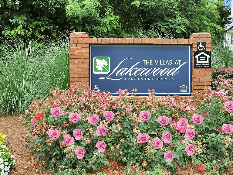 Villas at Lakewood Apartment Homes — Photo 1