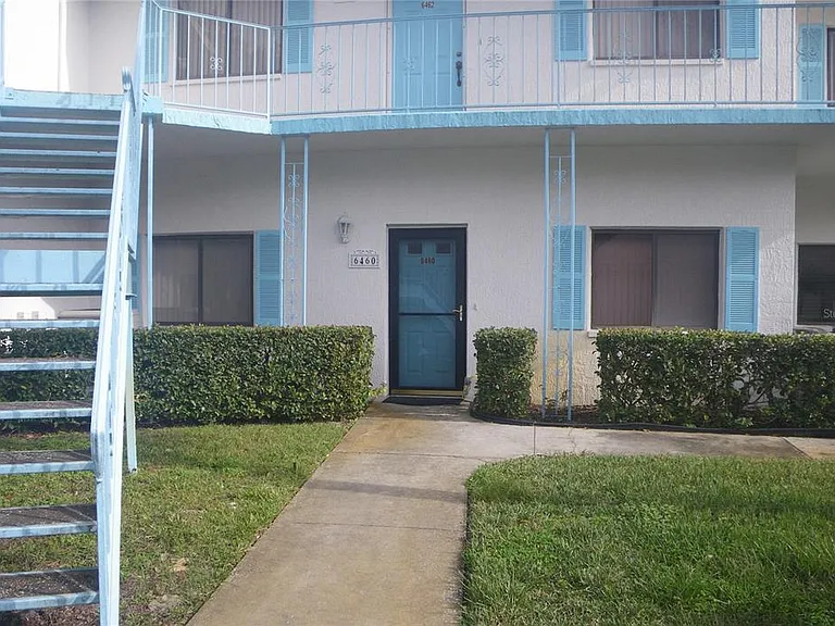 6460 River Run Blvd — Photo 1