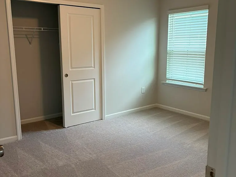 625 Branthurst Dr — Photo 11