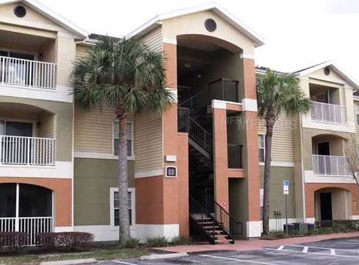 1st image of 1989 Summer Club Dr APT 105