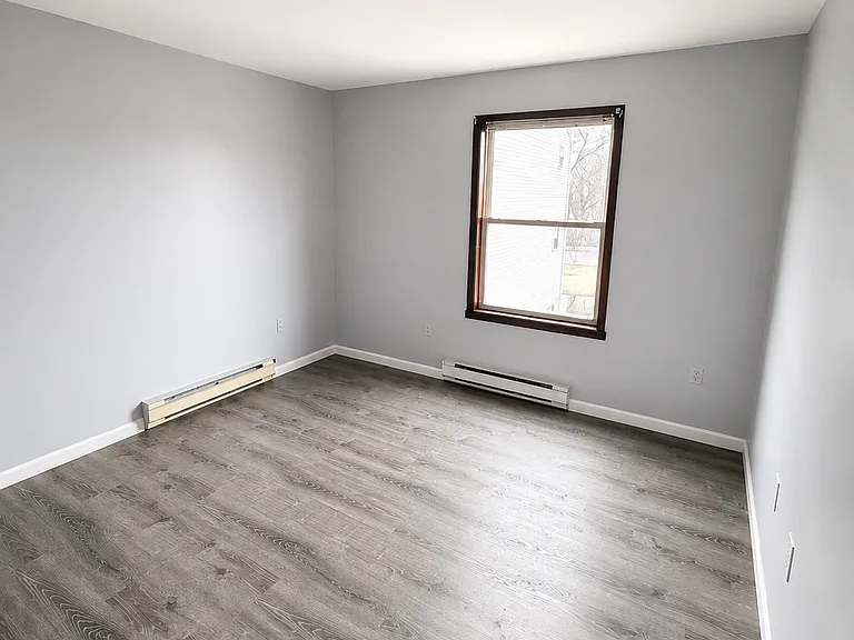 352 S 6th St #2AB — Photo 8