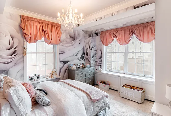 Sold by Christie's International Real Estate Group, LLC | media 21