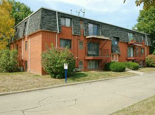 2008 W 4th Ave, Indianola, IA 50125