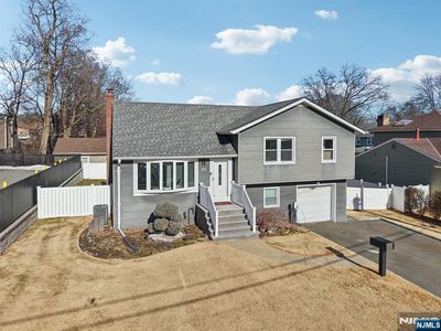 44 Richard Ct, River Edge, NJ, 07661