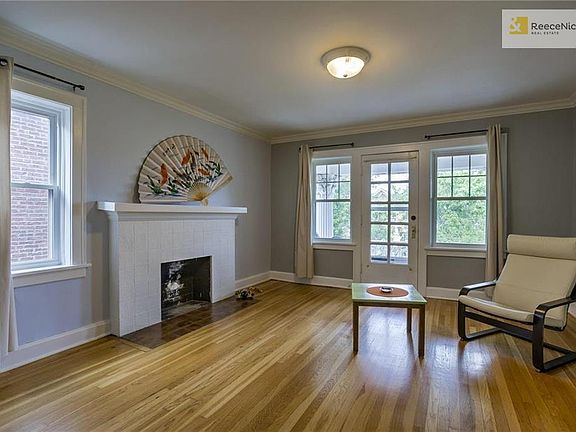 2nd image of 4315 McGee St APT 3S