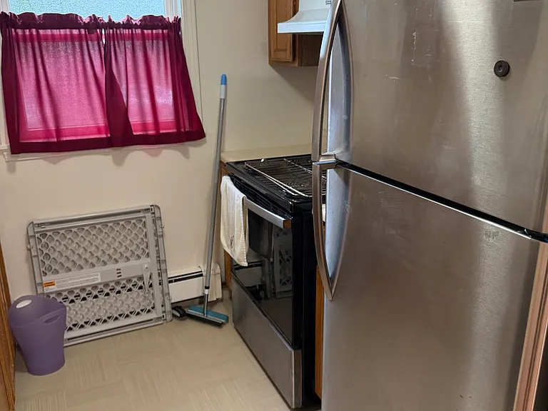 828 State St #1 — Photo 9