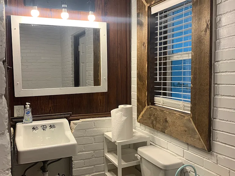 204 W Harrell St #B — Photo 19
