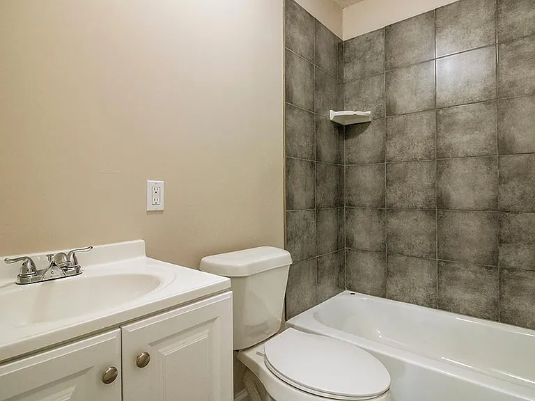 2062 Hart Smith St #1-4 — Photo 10