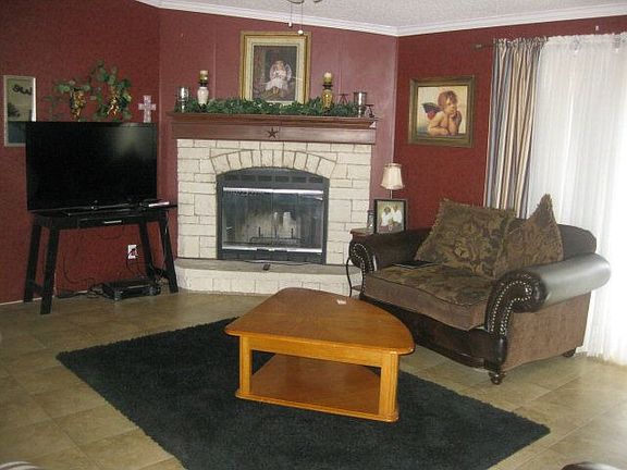 3rd image of 11680 W Westbend St