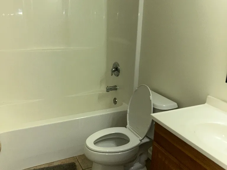320 Gregg St — Photo 4