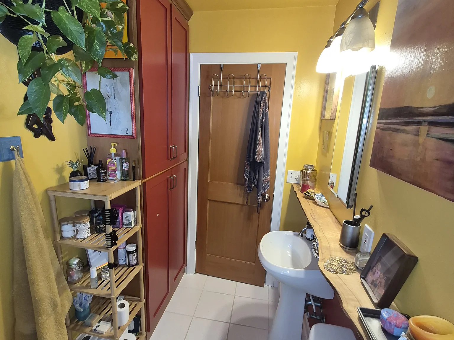 2 bed, 750 sqft, $2,500 — Photo 3