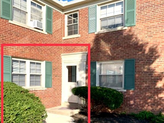 Entrance to 1106 Sells Ave, Unit B