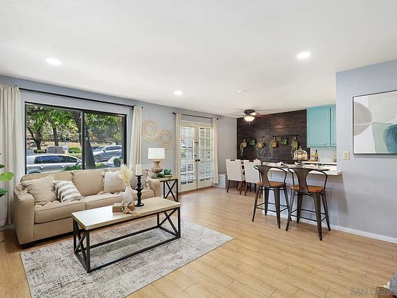 3rd image of 5006 Collwood Way Unit 84